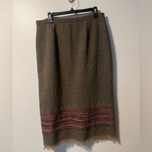 Vintage Sag Harbor brown wool blend midi skirt embroidered hem and fringe. 16P